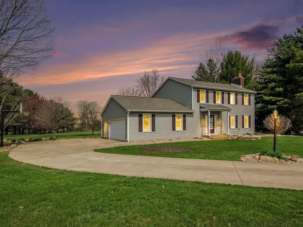 2975 Yellowwood Ct, Bremen, IN 46506