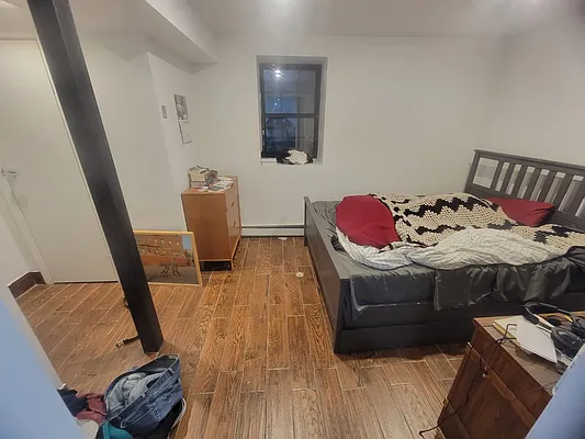 Rented by Yup Realty LLC | media 35