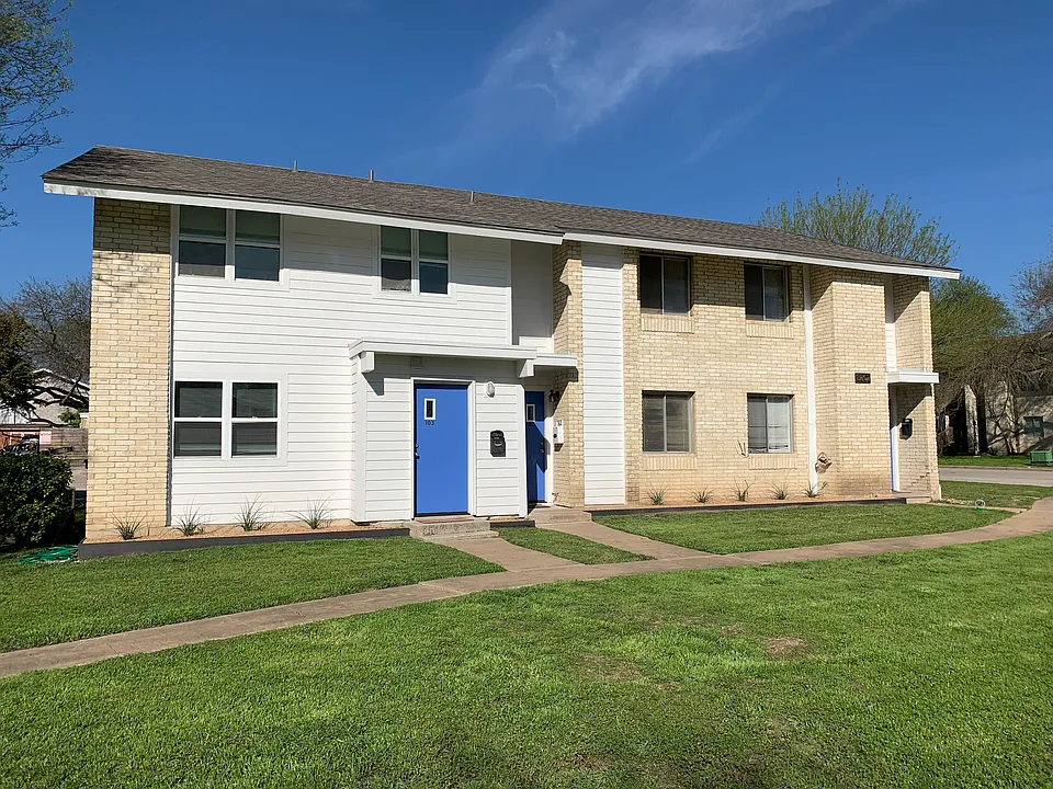 3202 Mossrock Dr #3