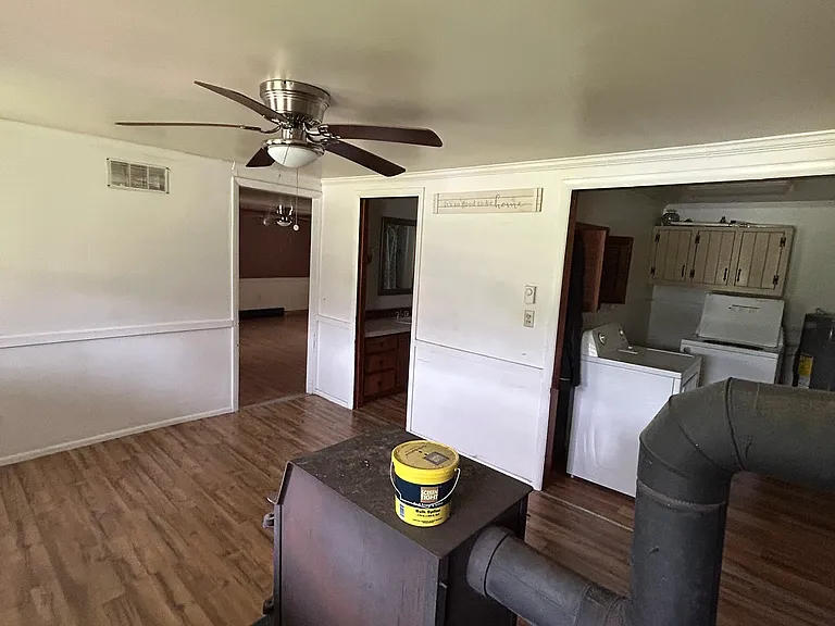 8839 Langmaid Rd — Photo 26