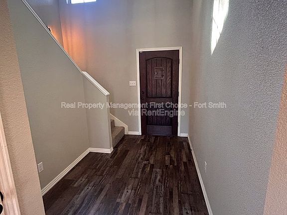 4th image of 446A N Albert Pike Ave