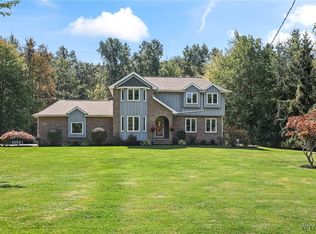 2852 Bedell Rd, Grand Island, NY 14072