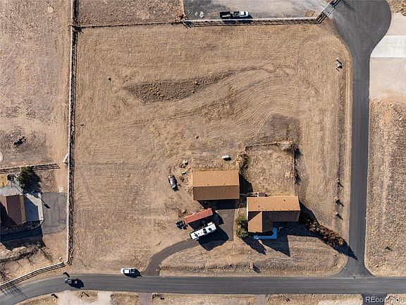 2nd image of 4241 Meadow Lark Road