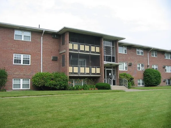 223 Rock St APT E5, Norwood, MA 02062