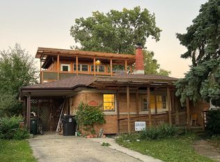 9245 Kildare Ave, Skokie, IL 60076