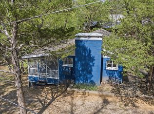 64 Walnut St, Locust Grove, OK 74352