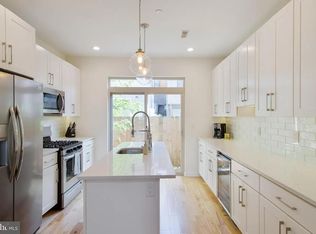 2033 Gerritt St, Philadelphia, PA 19146