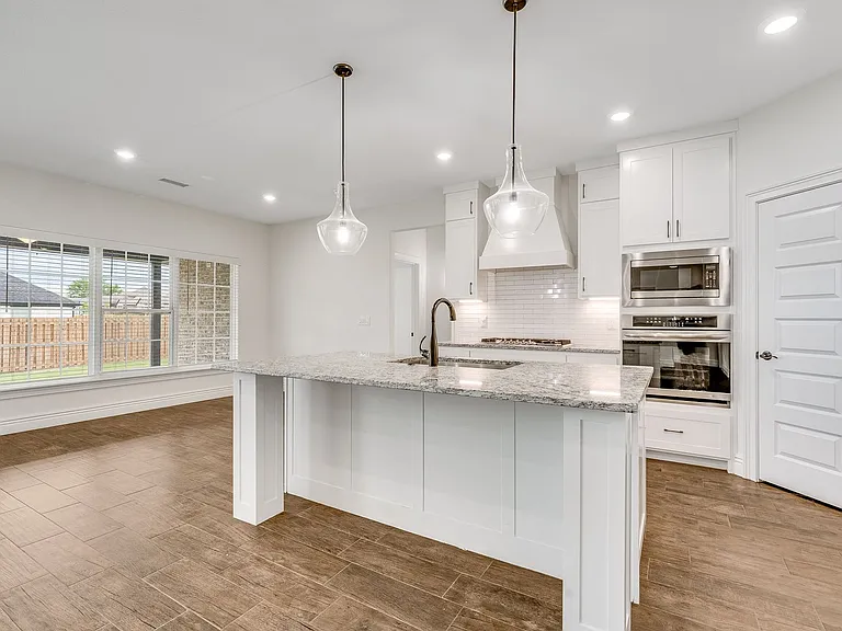 1100 Brandon Way — Photo 17