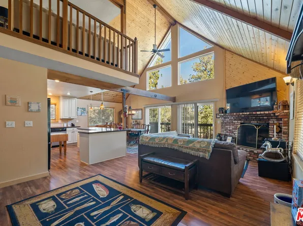 1037 H Ln, Big Bear City, CA 92314