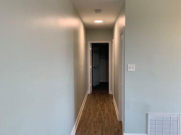 2nd image of 4358 S Michigan Ave #3R