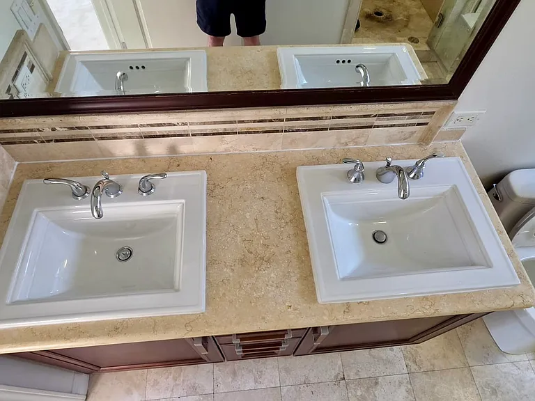Master dual sinks