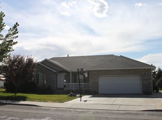 938 S Center St, Santaquin, UT 84655