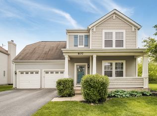 807 S Waterbury Dr, Round Lake, IL 60073