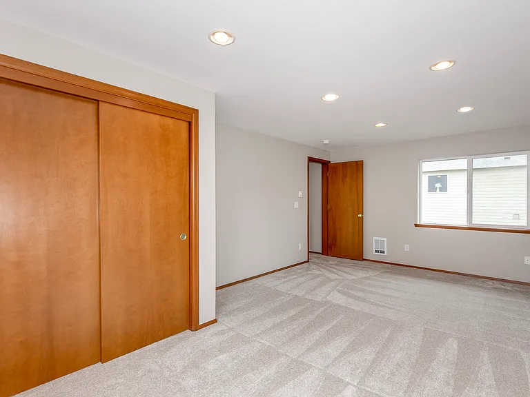 1333 149th Pl SW — Photo 5