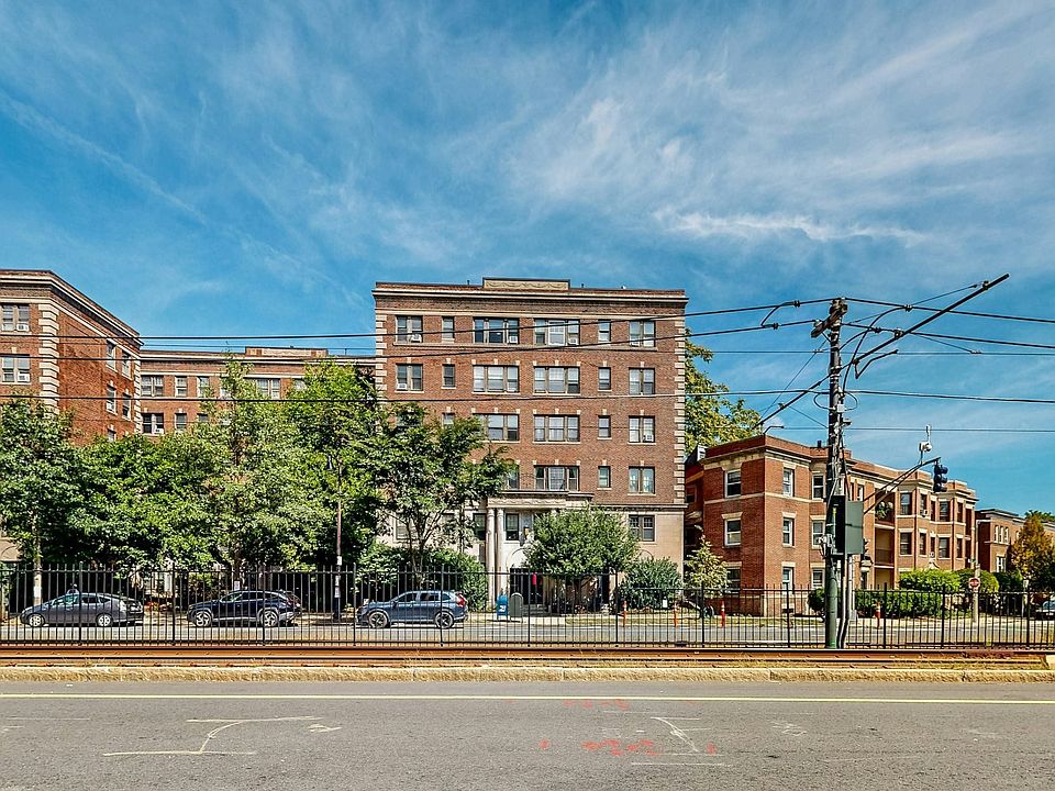1st image of 1999 Commonwealth Ave APT 1