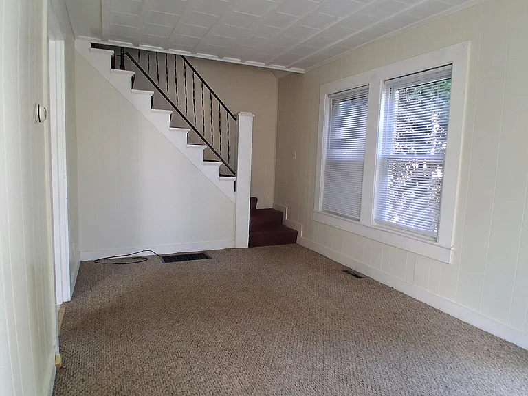 5 Ruggles St — Photo 2