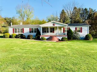 301 Rockridge Rd, Connellsville, PA 15425