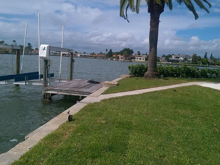 5930 Bali Way N — Photo 3