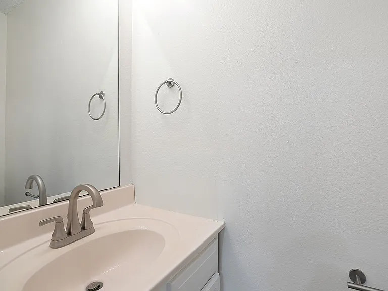 4766 Pontchartrain Dr — Photo 30