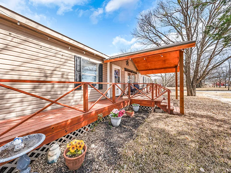 366 Tony Ln — Photo 34