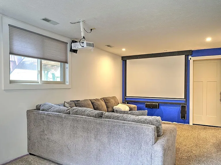 1329 Scott Rd — Photo 29