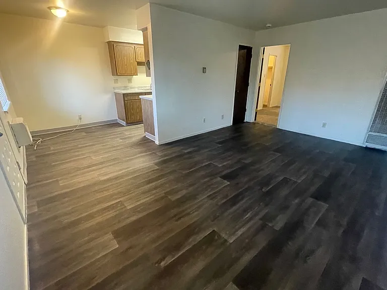 1415 N Virginia St — Photo 15