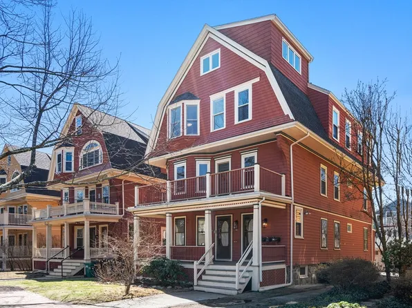 90 Lexington Ave, Cambridge, MA 02138