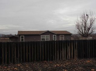 360 Ray Symmonds Rd, Yakima, WA 98901
