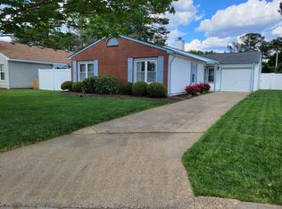 1020 White Oak Ct S, Chesapeake, VA 23320