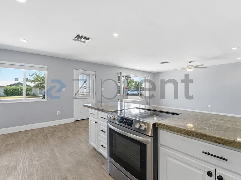 1228 E Barbara Dr — Photo 13