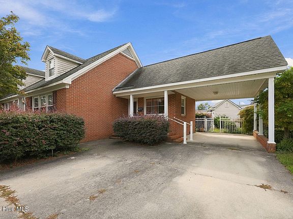 5th image of 209 Deborah Place