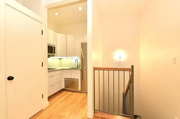 Rented by REAL New York | media 4