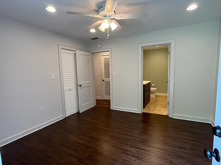 1668 Belle Isle Cir #2 — Photo 10