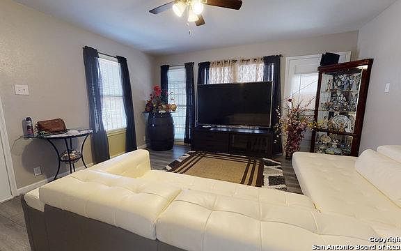 5th image of 138 Anton Dr