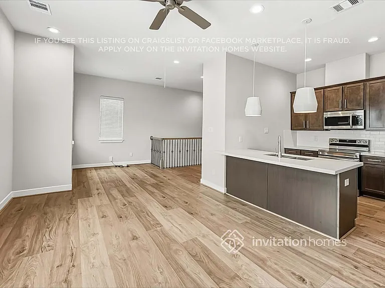 10507 Executive Lake Dr — Photo 5