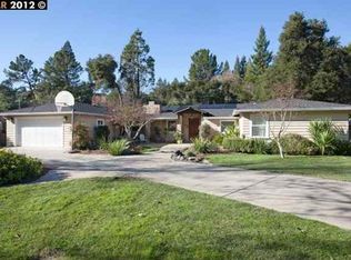 215 Glorietta Blvd, Orinda, CA 94563