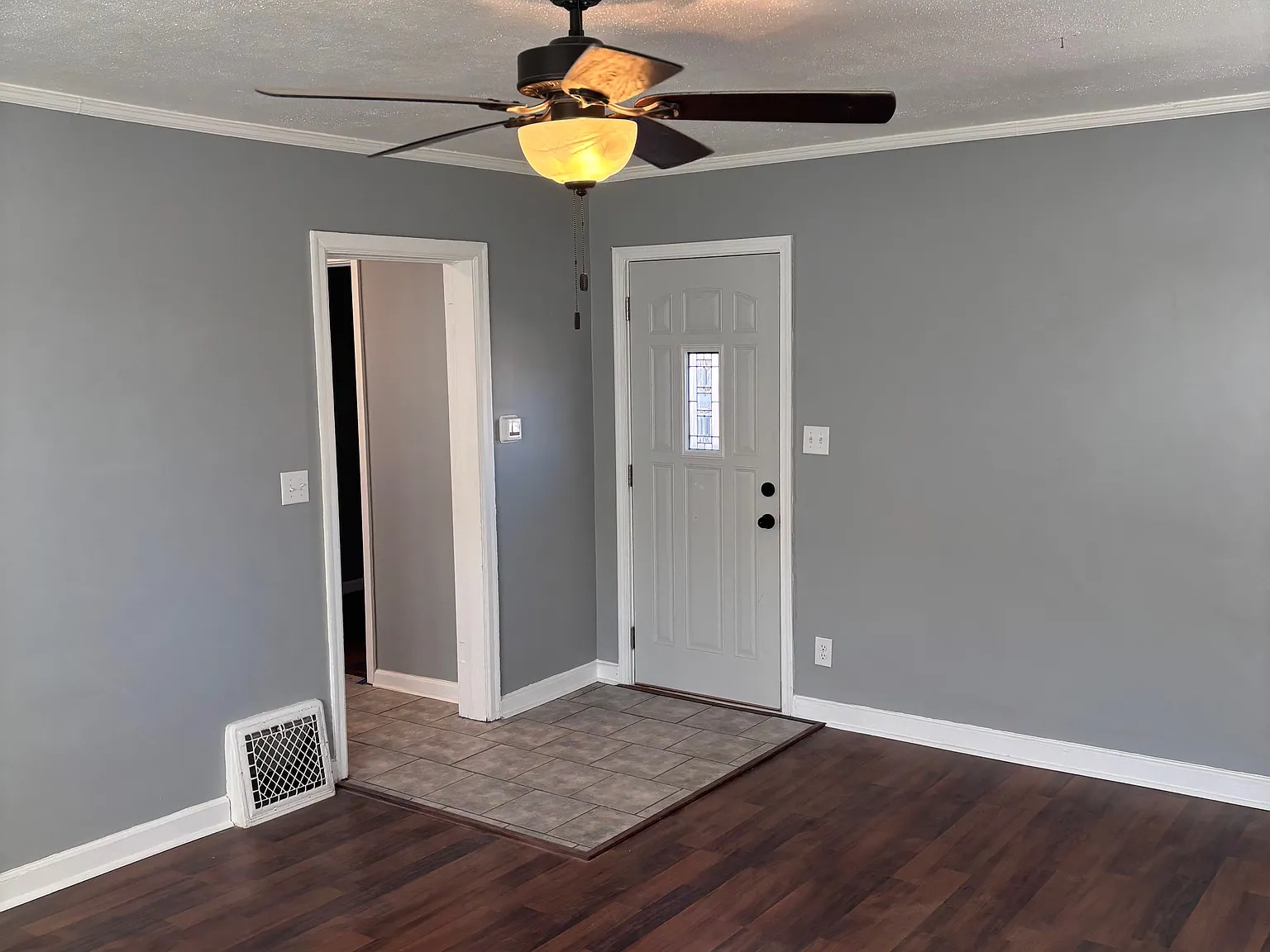 3 bed, 1250 sqft, $1,575 — Photo 3