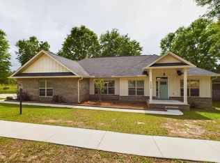 3088 Zach Ave, Crestview, FL 32536