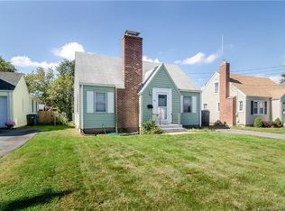 39 Buckland Rd, Wethersfield, CT 06109