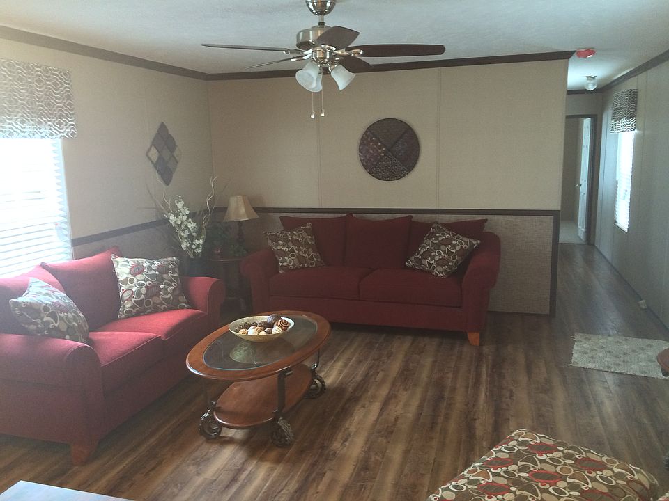 2nd image of 134 W. Main St