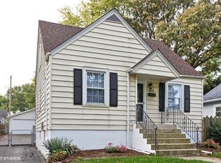 317 Chaney Ave, Crest Hill, IL 60403