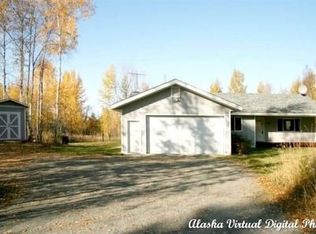 2820 N Meadow Lakes Dr, Wasilla, AK 99654