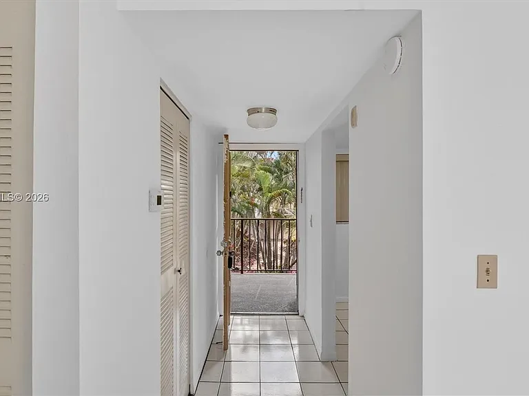 10975 SW 107th St #202 — Photo 9