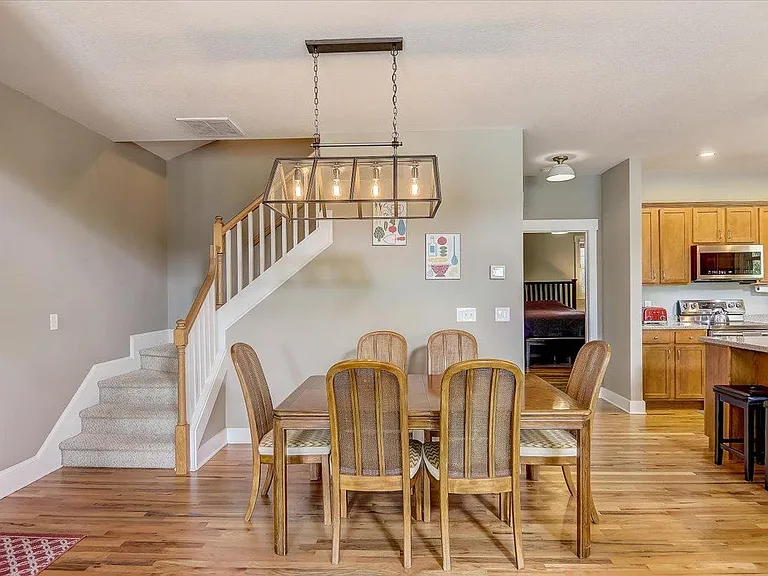 11 Oakhaven Ter — Photo 17