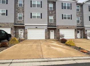 2022 Mountain Ash Ln, Morgantown, WV 26501