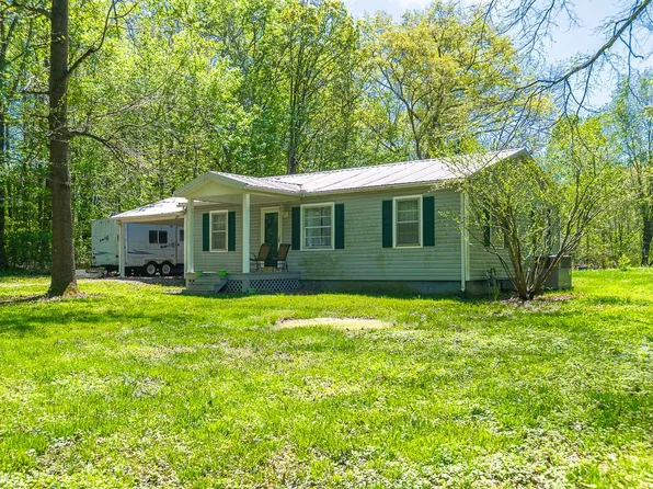 13 Hodge Dr, Fayetteville, TN 37334