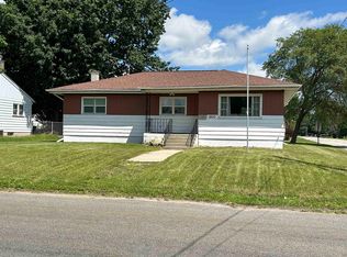 1800 28th Ave, Menominee, MI 49858
