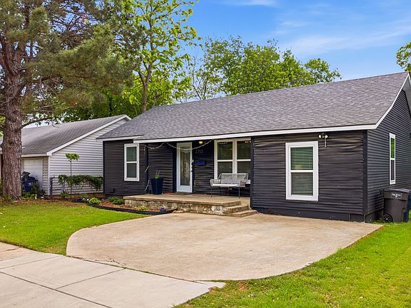 2nd image of 2712 Frazier Ave