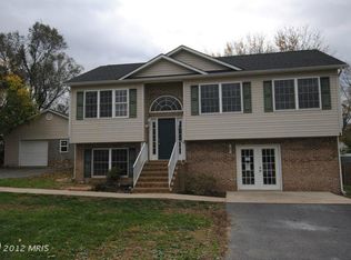 2384 Senseny Rd, Winchester, VA 22602