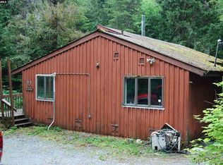 100 Peace Ln, Sitka, AK 99835